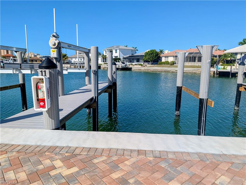 VANTAGE POINT - Residential