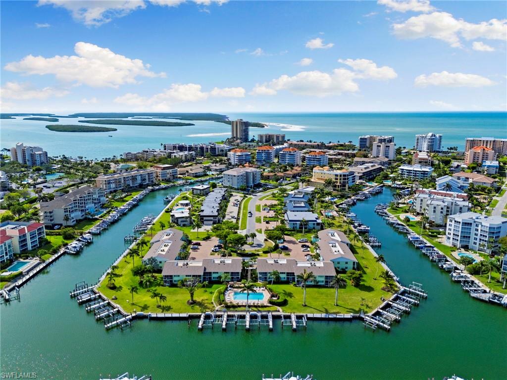 VANTAGE POINT - Residential