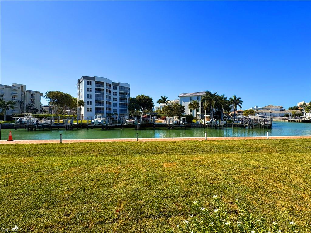 VANTAGE POINT - Residential