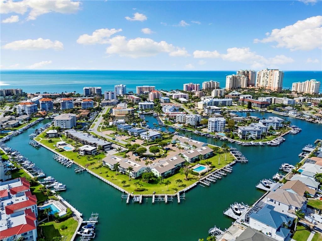 VANTAGE POINT - Residential