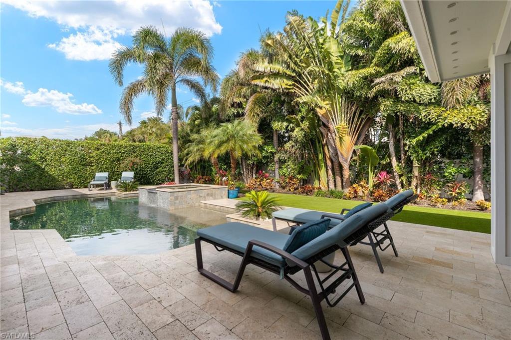 OLDE NAPLES - Residential