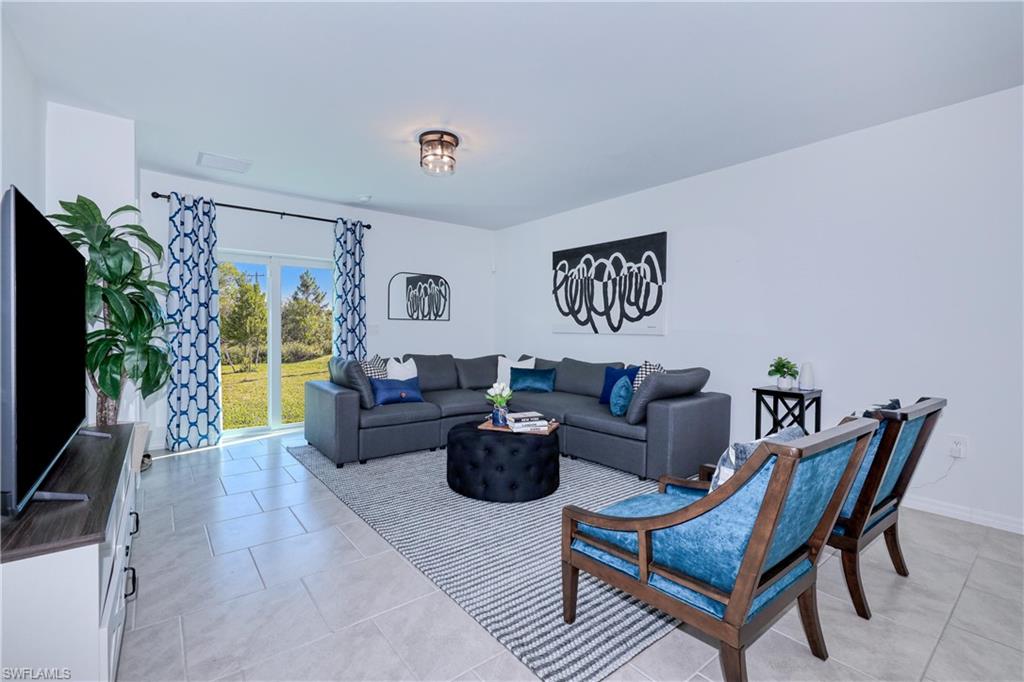 SAVANNA LAKES - Residential Lease