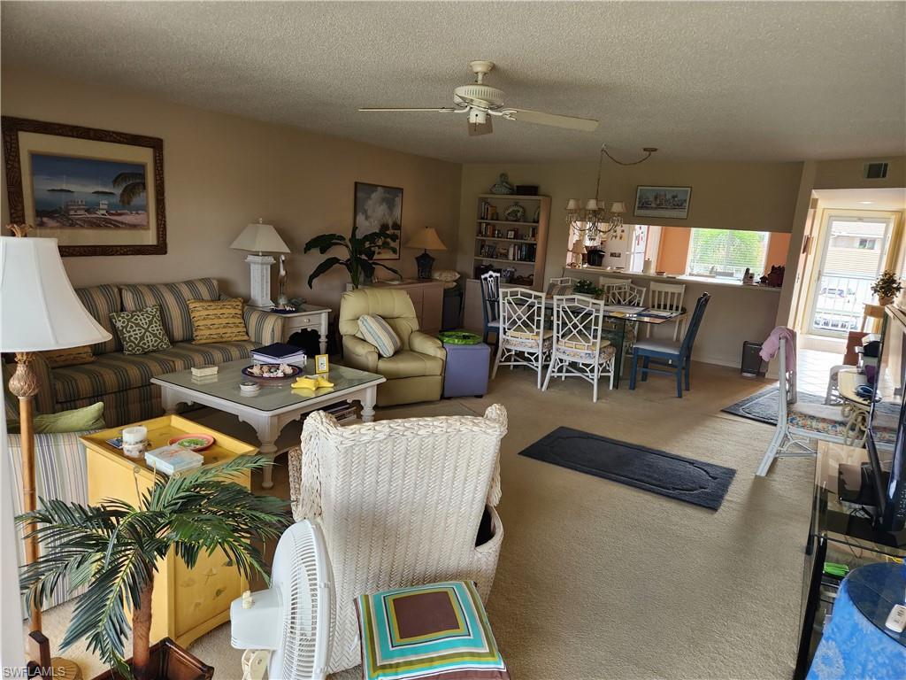 6985 Dennis CIR H204