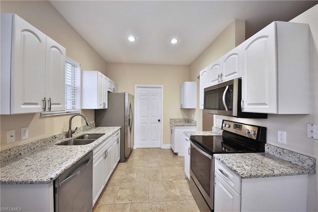 EMERALD COVE - Residential