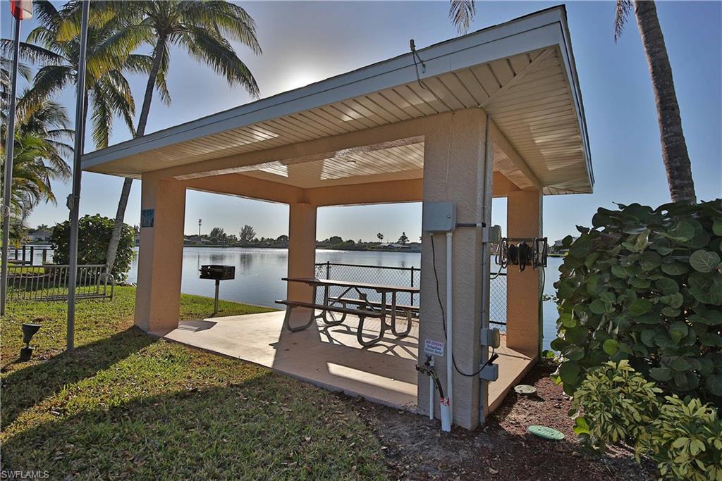 EMERALD COVE - Residential