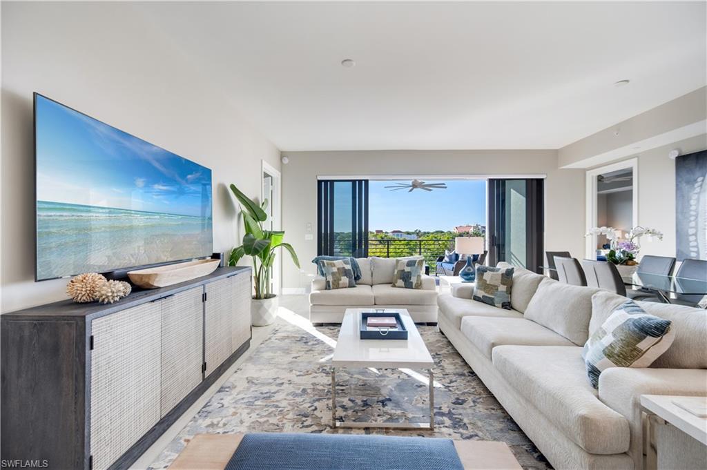 1115 Central AVE 555