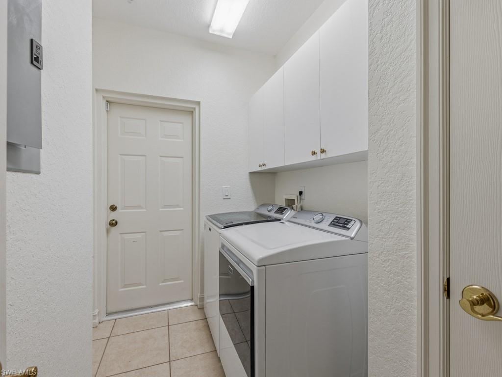 PALM COLONY - Residential