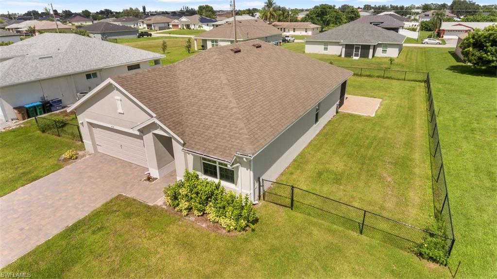 CAPE CORAL - Residential
