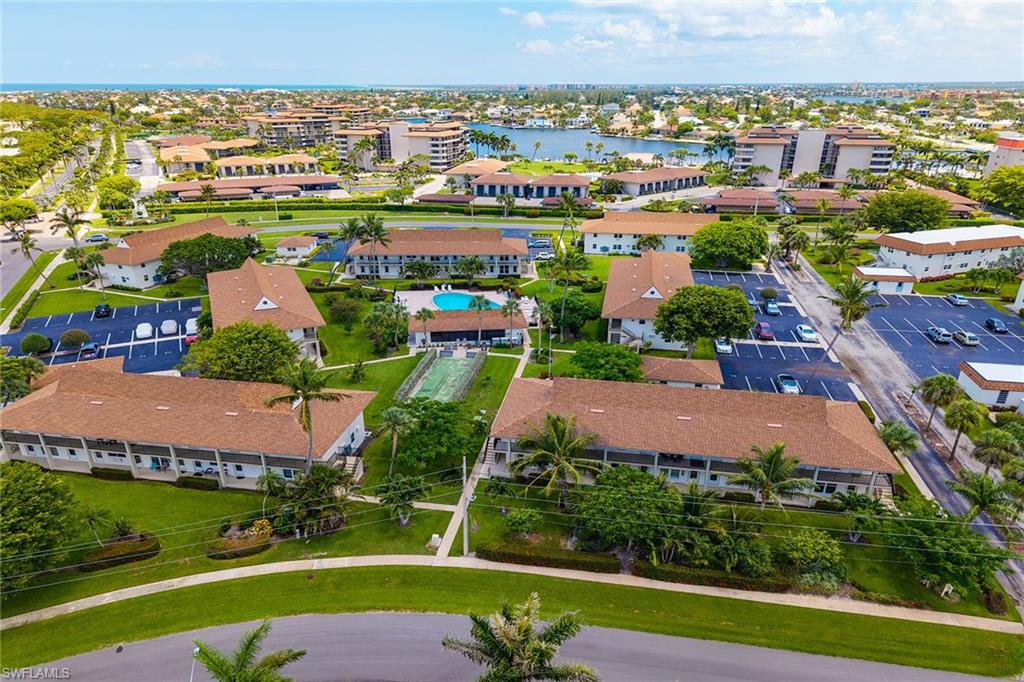 SEABREEZE WEST - Residential