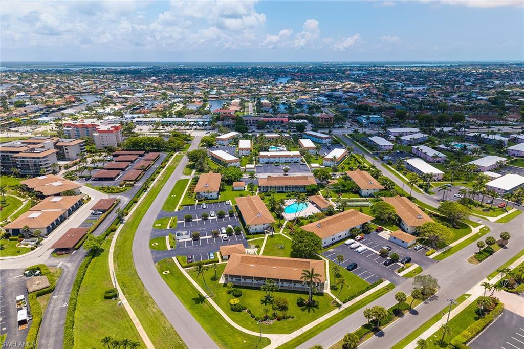 SEABREEZE WEST - Residential