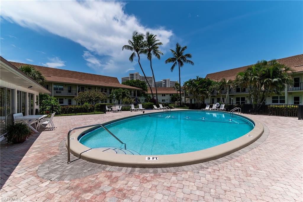 SEABREEZE WEST - Residential