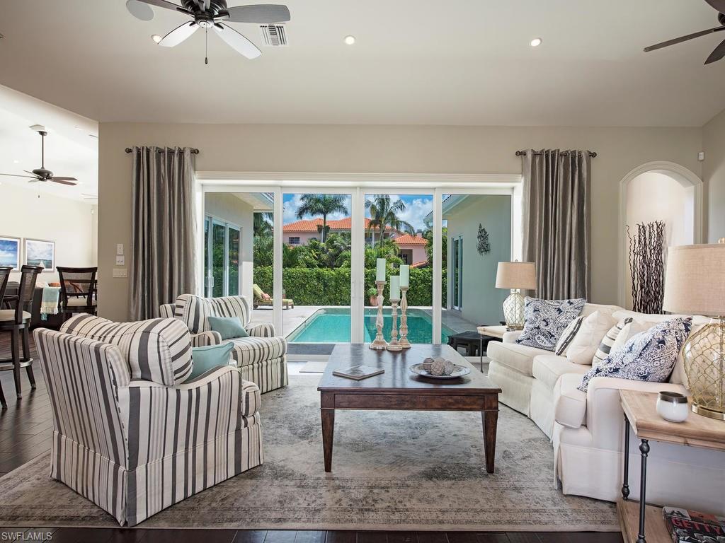 AQUALANE SHORES - Residential