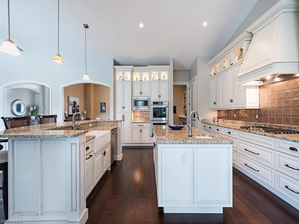 AQUALANE SHORES - Residential