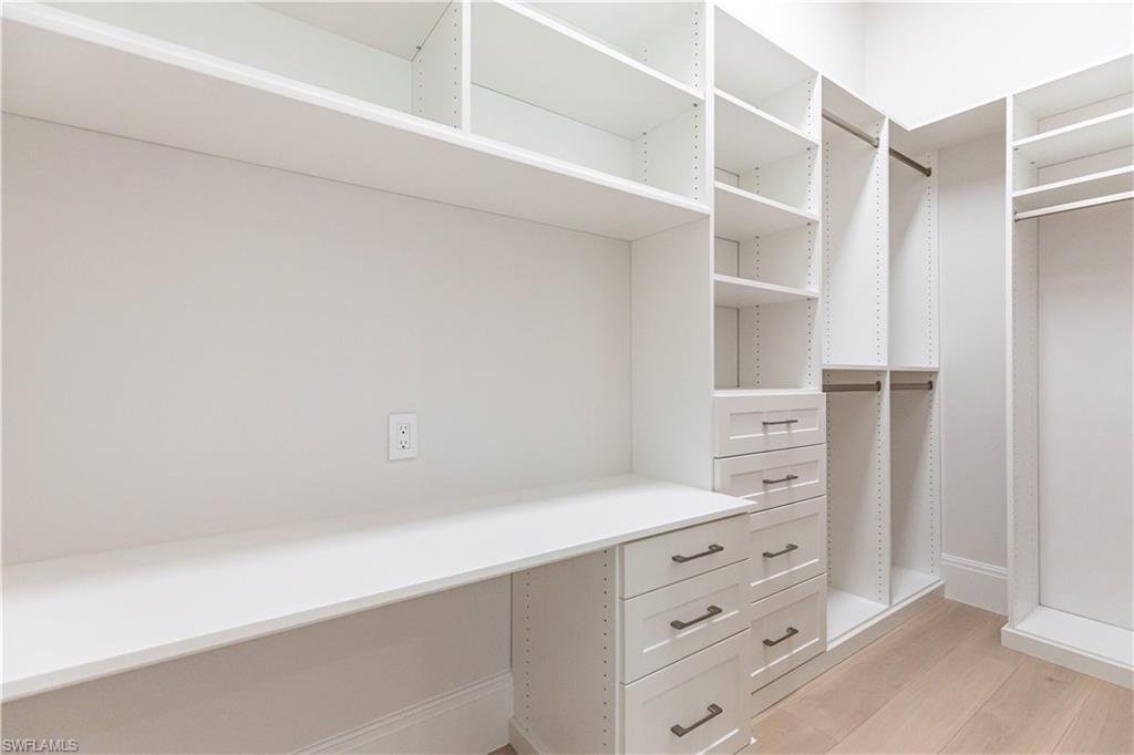 MOORINGS - Residential