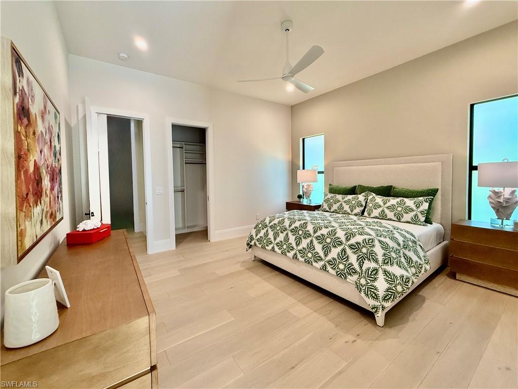 MOORINGS - Residential