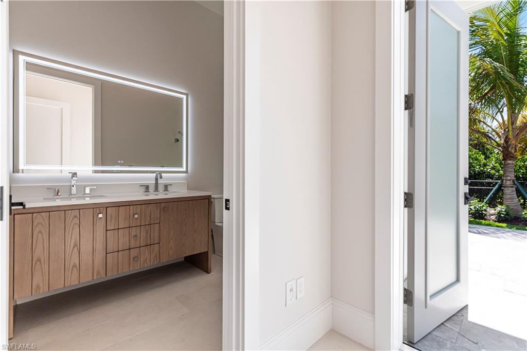 MOORINGS - Residential