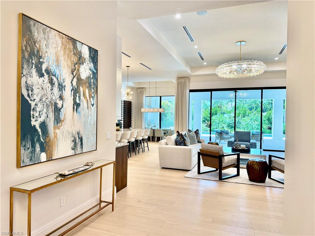 MOORINGS - Residential