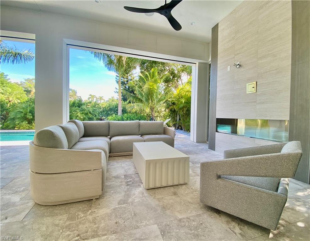 MOORINGS - Residential