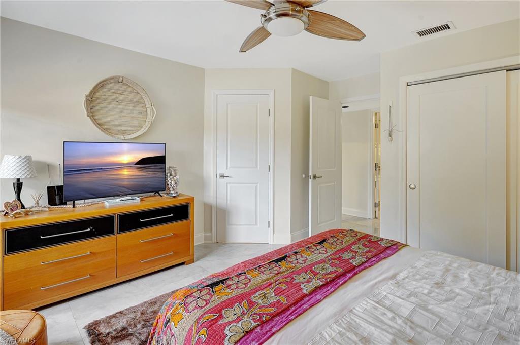 HERITAGE FARMS - Residential