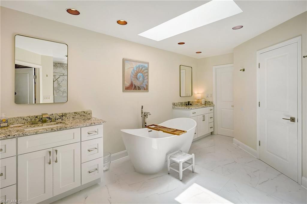 HERITAGE FARMS - Residential