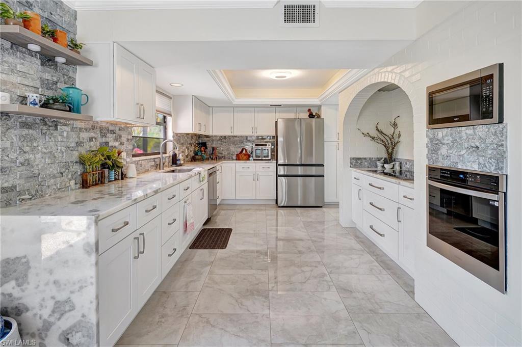 HERITAGE FARMS - Residential