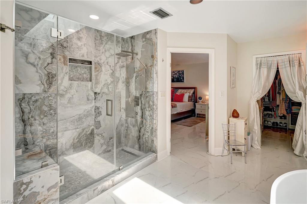 HERITAGE FARMS - Residential