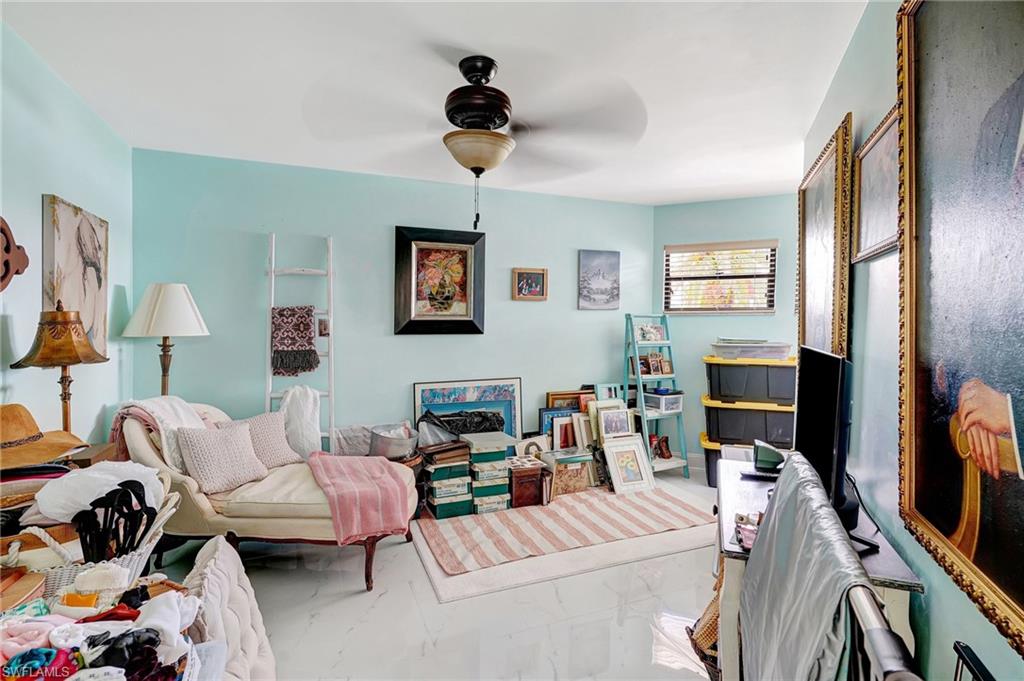 HERITAGE FARMS - Residential