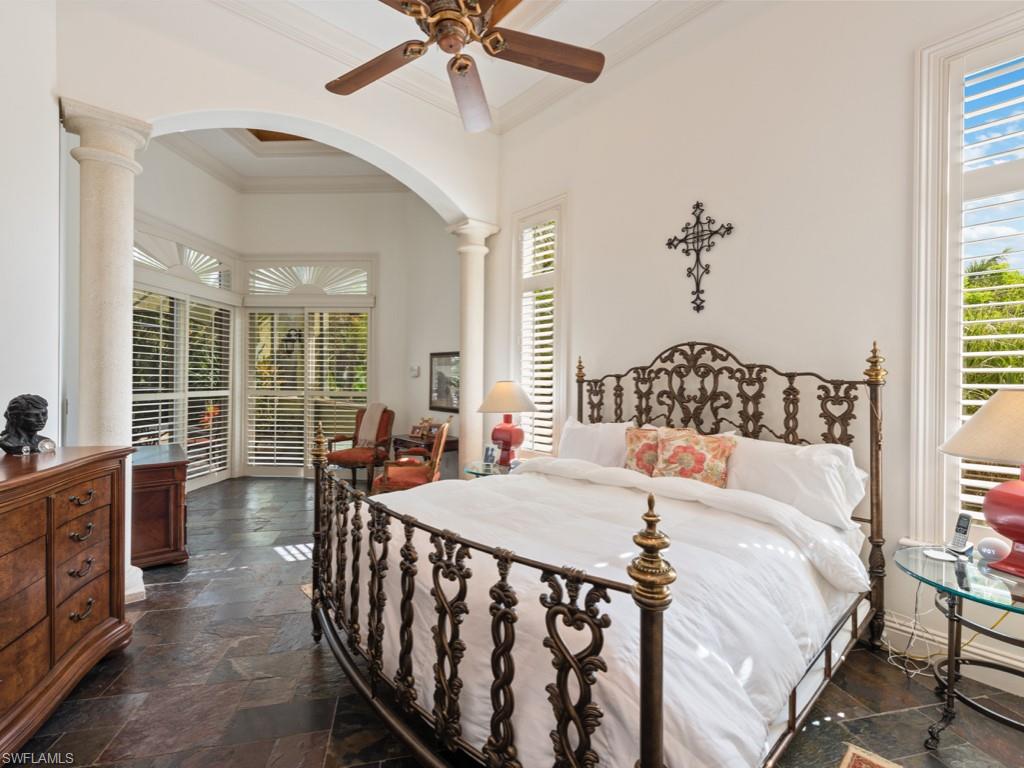 HIDEAWAY BEACH - Residential