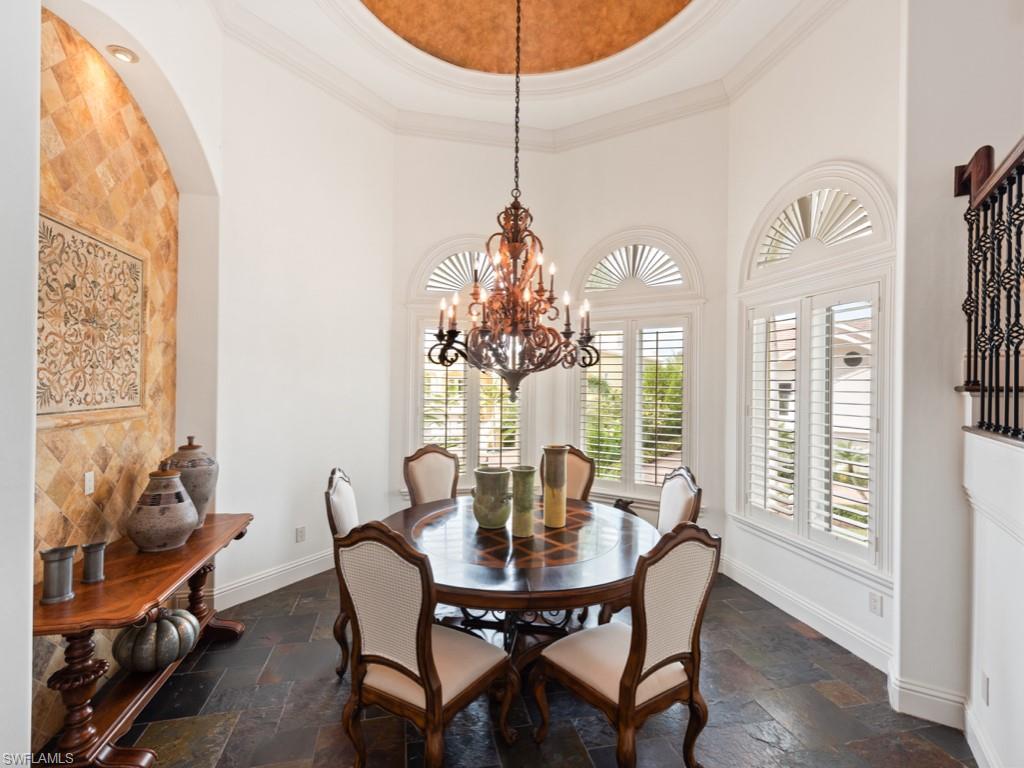 HIDEAWAY BEACH - Residential