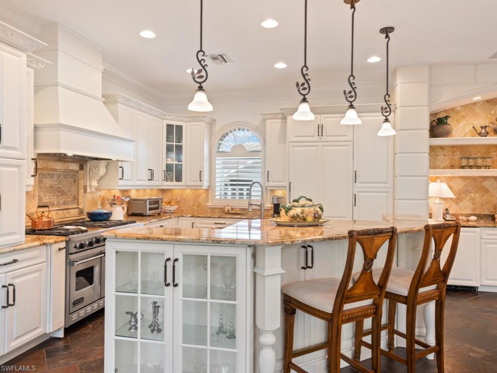 HIDEAWAY BEACH - Residential