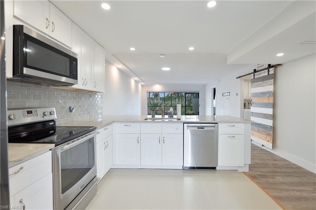 NAPLES SUNRISE - Residential