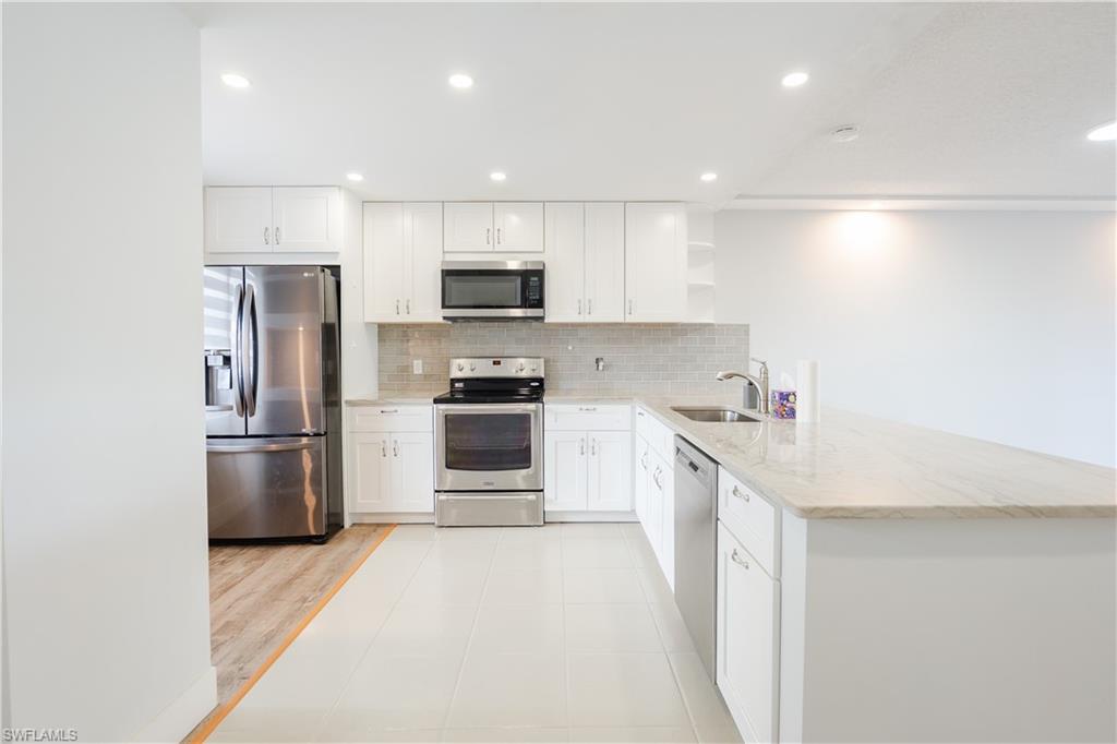 NAPLES SUNRISE - Residential