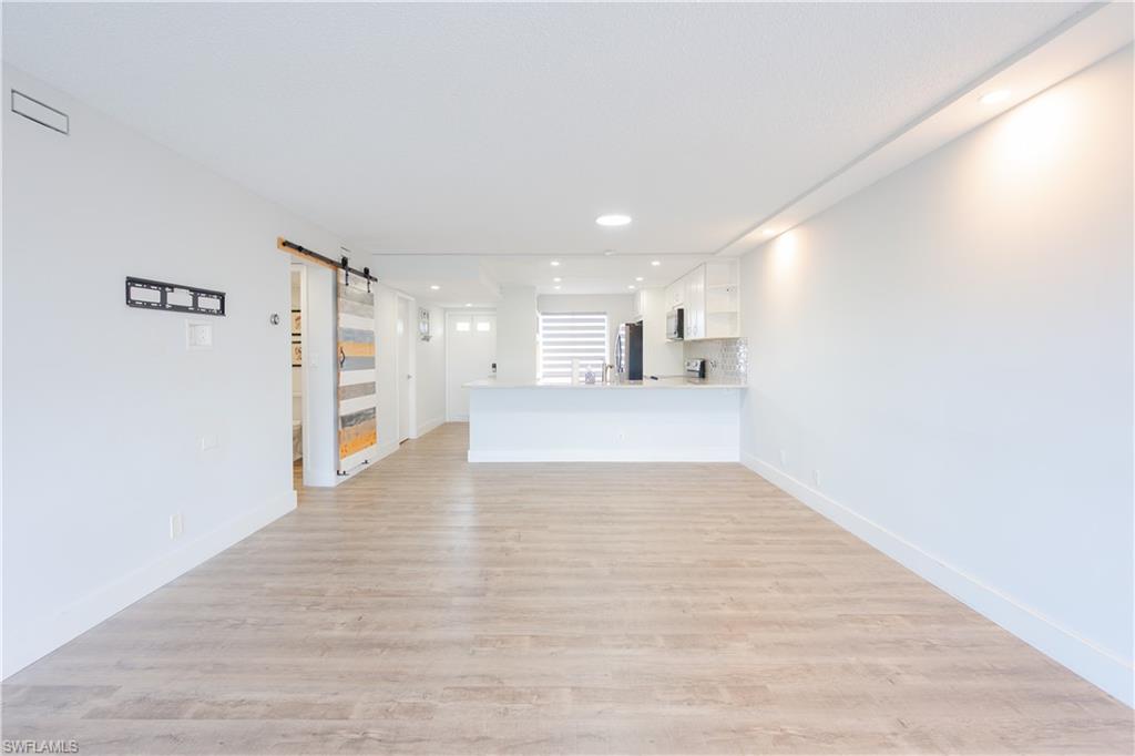 NAPLES SUNRISE - Residential