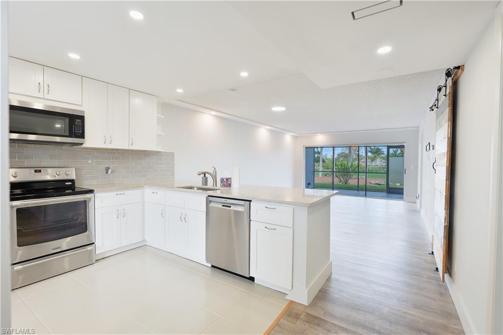 NAPLES SUNRISE - Residential