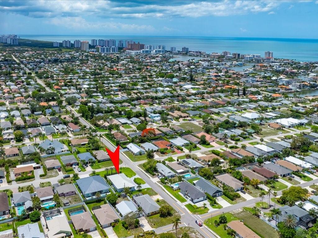 NAPLES PARK - Residential