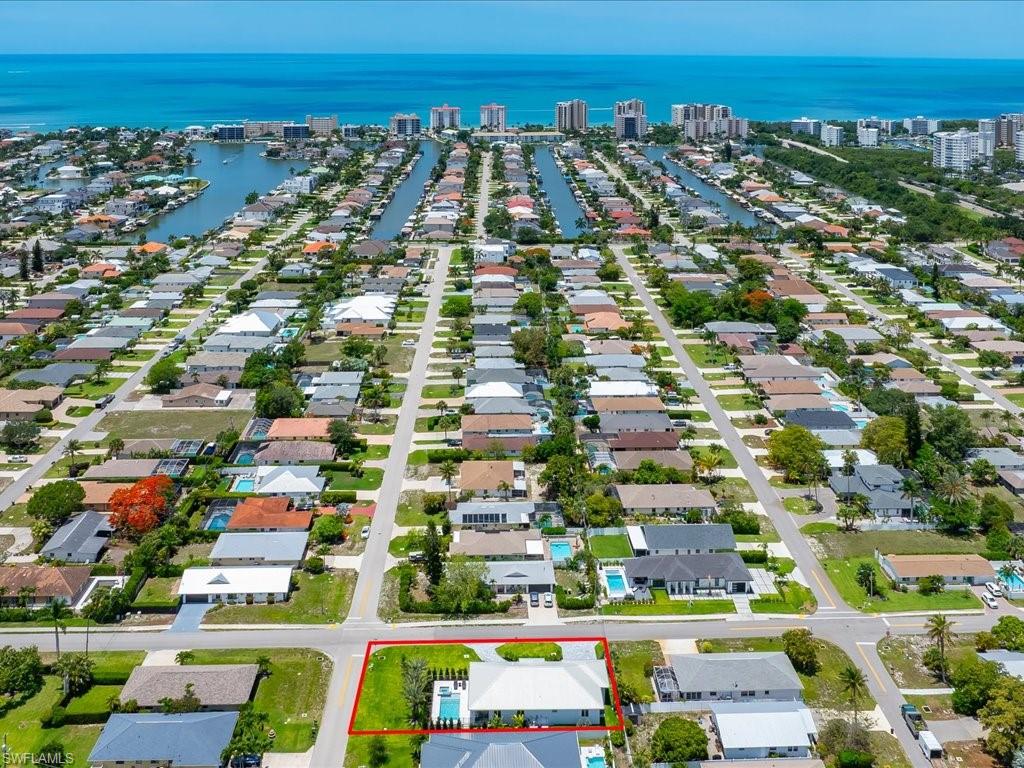 NAPLES PARK - Residential
