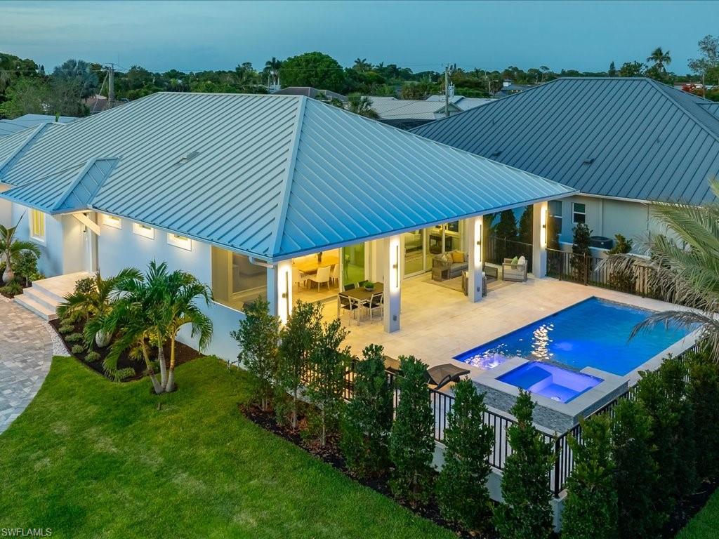 NAPLES PARK - Residential