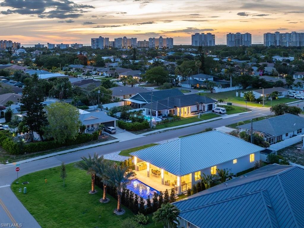 NAPLES PARK - Residential