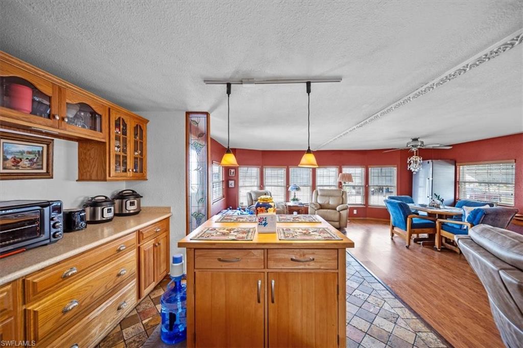 OAK PARK VILLAGE CO-OP INC - Residential