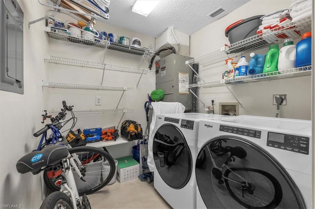 TIMBER LAKE - Residential