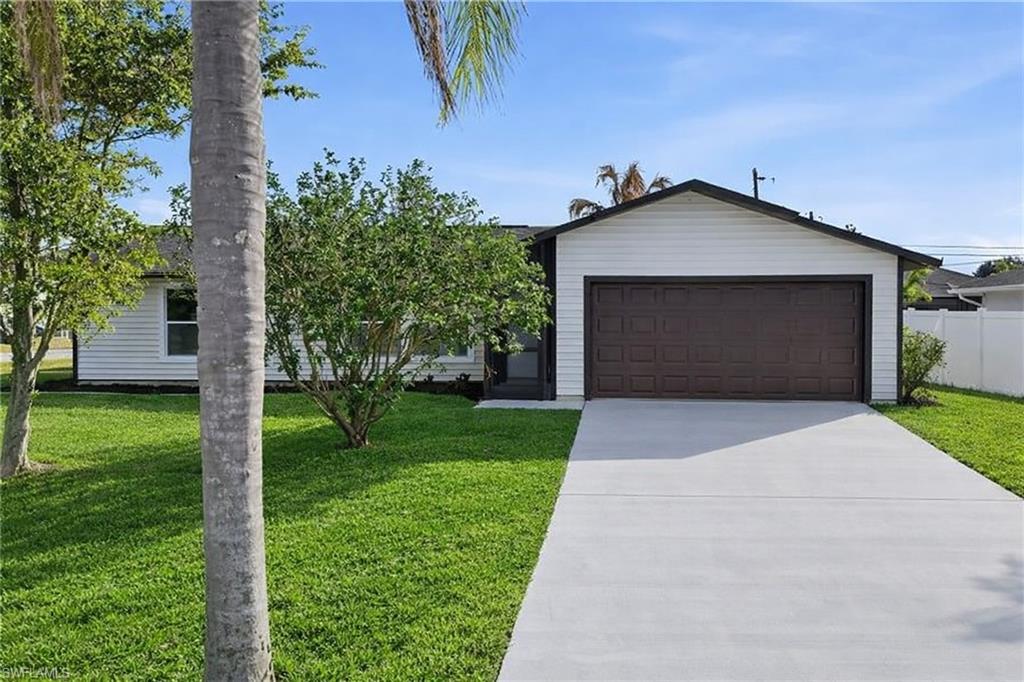 CAPE CORAL - Residential