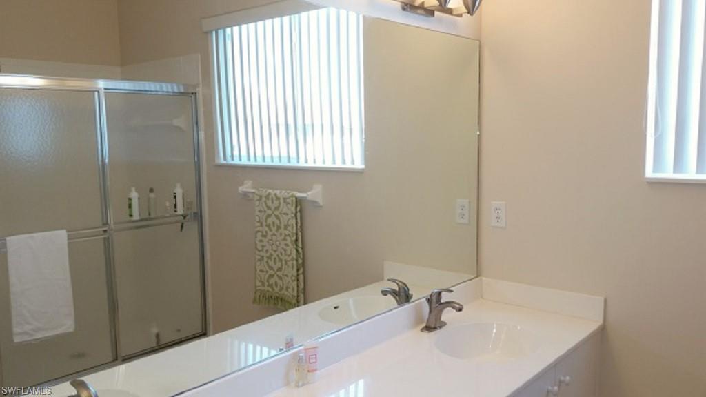 GLEN MANOR - Residential