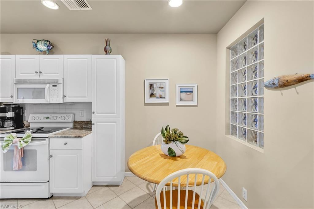 SOUTHMONT COVE - Residential