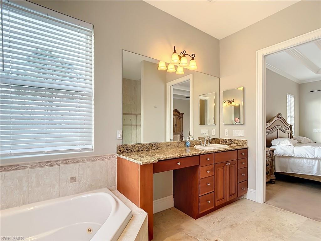 COCO LAKES - Residential Lease