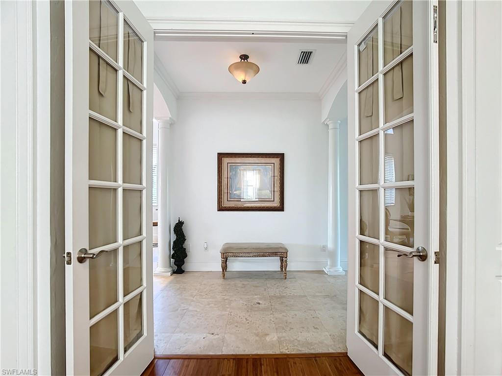 COCO LAKES - Residential Lease