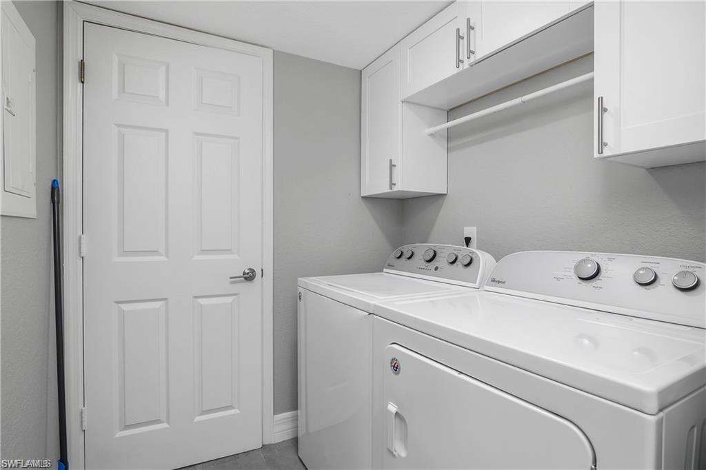 WIGGINS LAKES AND PRESERVES - Residential Lease