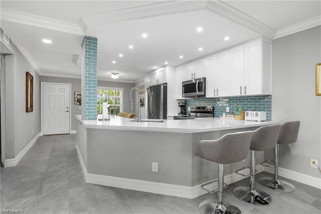 WIGGINS LAKES AND PRESERVES - Residential Lease