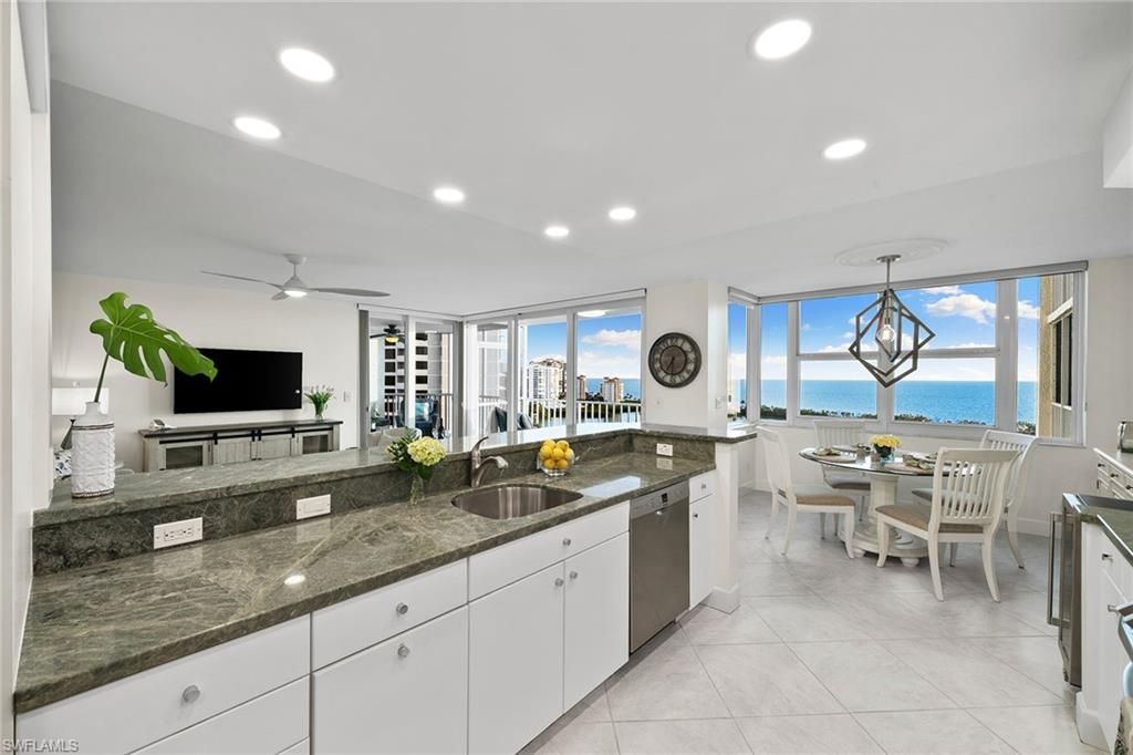 Photo of 5550 Heron Point DR #1702, NAPLES, FL 34108 (MLS # 226012538)