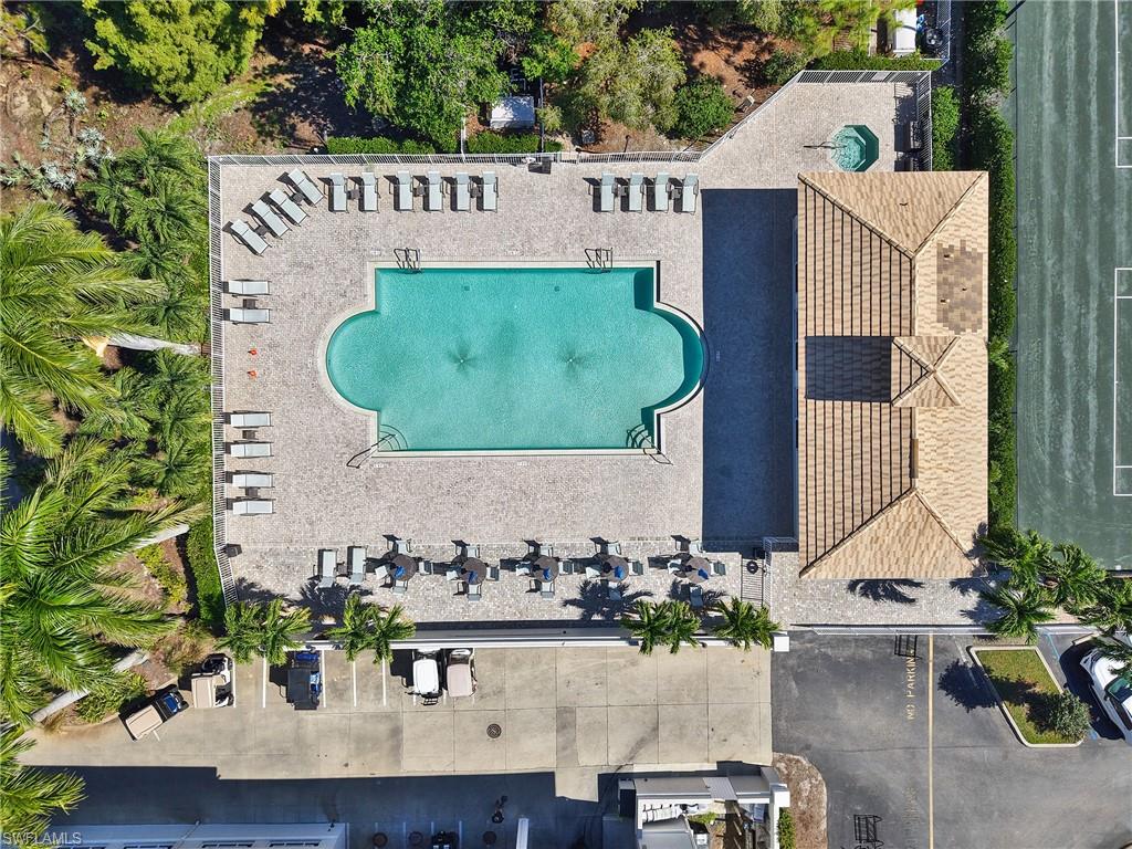 VILLAS AT OLDE HICKORY - Residential