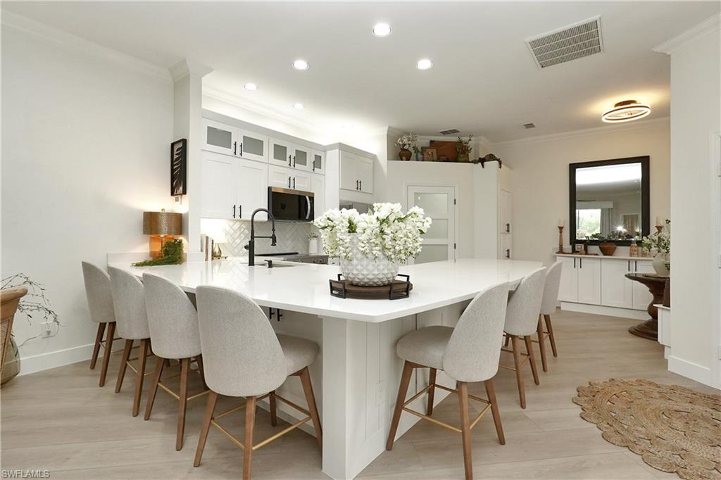 VILLAS AT OLDE HICKORY - Residential